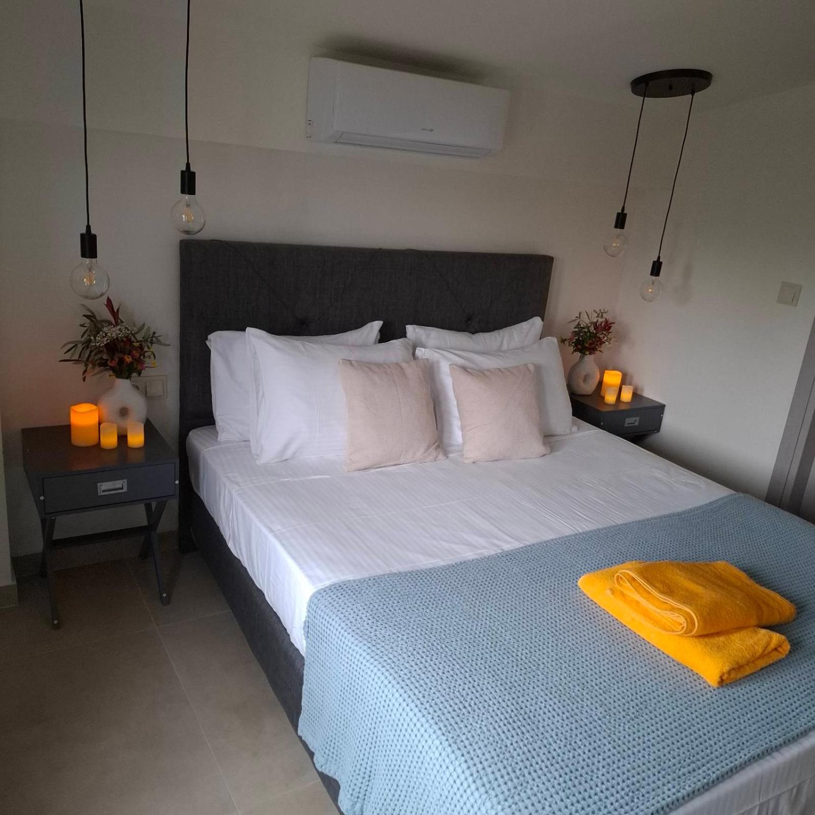 Villas Epta Karpi Complex Of 7 Luxury Villas Skriperon ภายนอก รูปภาพ