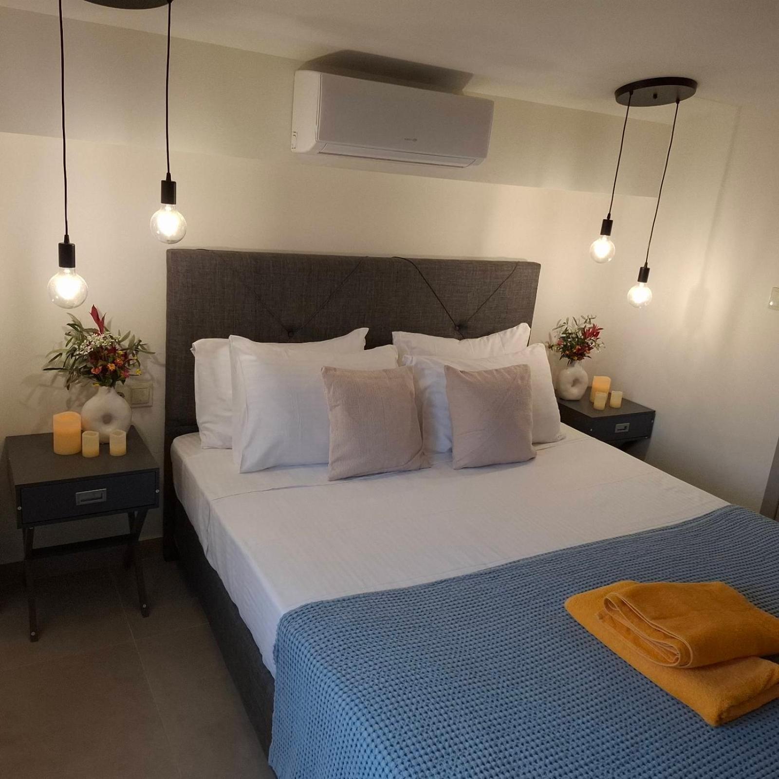 Villas Epta Karpi Complex Of 7 Luxury Villas Skriperon ภายนอก รูปภาพ